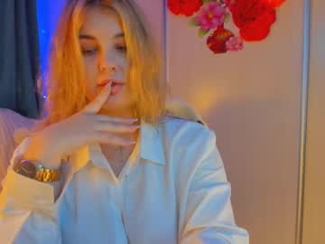 Jansylines Chaturbate stream image from December 17, 2024