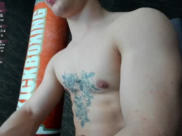 Leonardsmith01 Chaturbate stream image from December 17, 2024