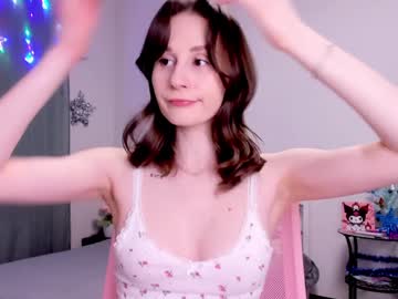 Lil_Ember Chaturbate stream image from December 17, 2024