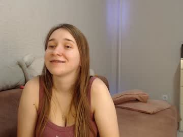Lovely_Hayley Chaturbate stream image from December 17, 2024