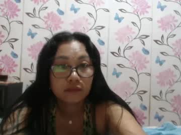 Lovelyquey Chaturbate stream image from December 17, 2024