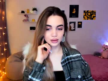 Mellifluoustess Chaturbate stream image from December 17, 2024