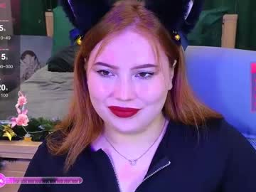 Playfullfoxx Chaturbate stream image from December 17, 2024