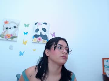 Saraamichell Chaturbate stream image from December 17, 2024