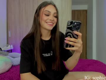 Sophiegreey Chaturbate stream image from December 17, 2024