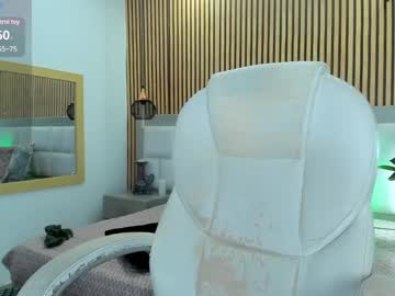 Viktoriadavis Chaturbate stream image from December 17, 2024