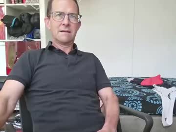 Coolts Chaturbate stream image from December 17, 2024
