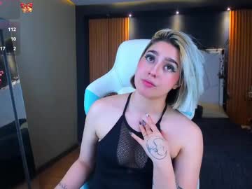 Emily_White9 Chaturbate stream image from December 17, 2024