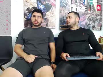 Hott_Asses Chaturbate stream image from December 17, 2024