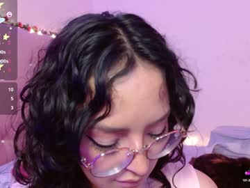 Manumeow_ Chaturbate stream image from December 17, 2024