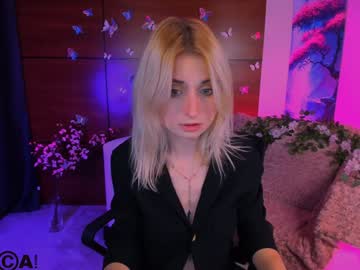 Melisa_White1 Chaturbate stream image from December 17, 2024