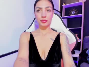Romyvega_ stream image from December 17, 2024