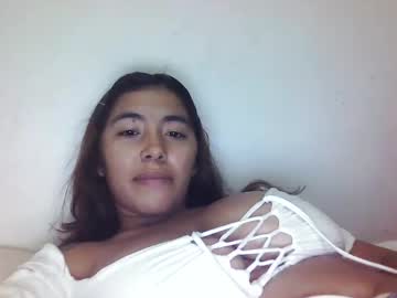 Saavaghechick Chaturbate stream image from December 17, 2024