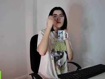 Slimbaby69 Chaturbate stream image from December 17, 2024