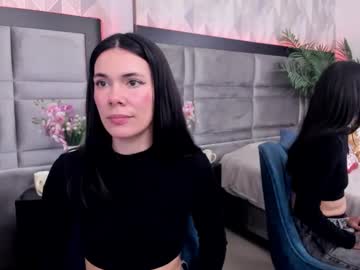 Bella_Storni Chaturbate stream image from December 17, 2024