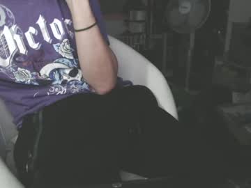 Benijamin Chaturbate stream image from December 17, 2024