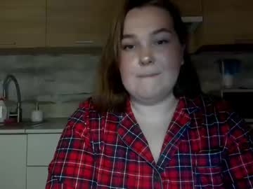 Carlytrev Chaturbate stream image from December 17, 2024