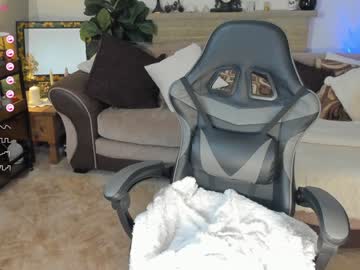 Claudialoren Chaturbate stream image from December 17, 2024