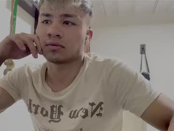 Dimoyag10 Chaturbate stream image from December 17, 2024