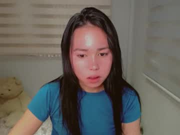 Kimbratx Chaturbate stream image from December 17, 2024