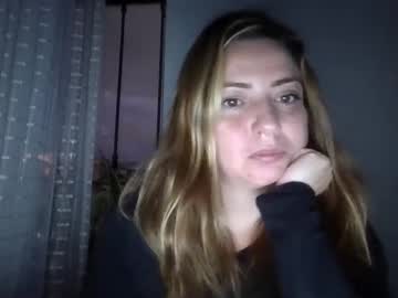 Maria_Juliana8 Chaturbate stream image from December 17, 2024