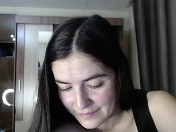 Rockngirl1 Chaturbate stream image from December 17, 2024