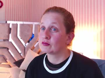 Viioletamora Chaturbate stream image from December 17, 2024