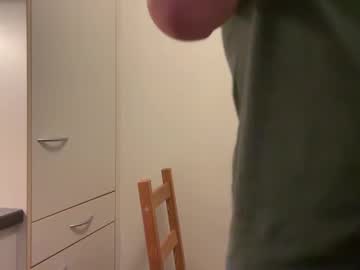 Xmarti1984 Chaturbate stream image from December 17, 2024