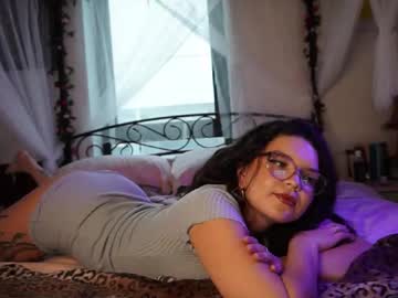 Yyuckyy Chaturbate stream image from December 17, 2024