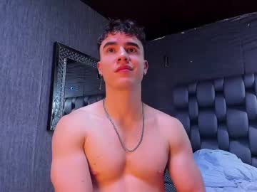 Andre_Parker Chaturbate stream image from December 18, 2024