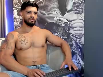 Dann_Saenz Chaturbate stream image from December 18, 2024