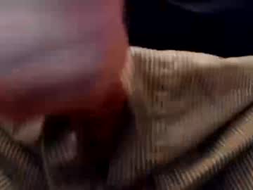 Eat_A_Peach Chaturbate stream image from December 18, 2024