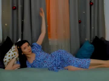 Julietaromaniss Chaturbate stream image from December 18, 2024