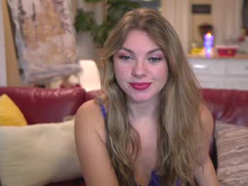 Leahsunshine Chaturbate stream image from December 18, 2024