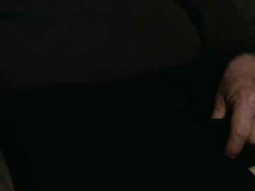 Onehanglow Chaturbate stream image from December 18, 2024