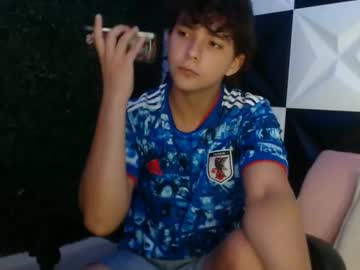 Dani_Cumboy Chaturbate stream image from December 18, 2024