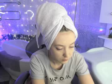 Jizzystabber Chaturbate stream image from December 18, 2024