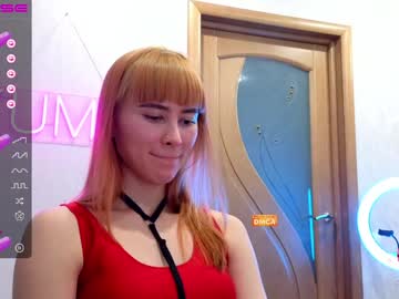 Kumisgo Chaturbate stream image from December 18, 2024