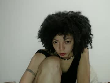 Latinadreamy Chaturbate stream image from December 18, 2024