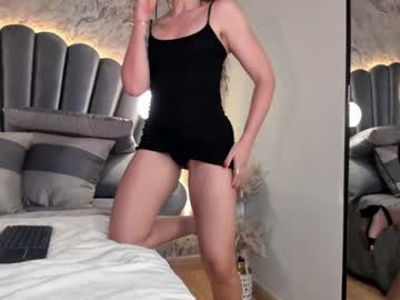 Lola_Beauvoir Chaturbate stream image from December 18, 2024