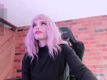 Paulinabarnett_ Chaturbate stream image from December 18, 2024