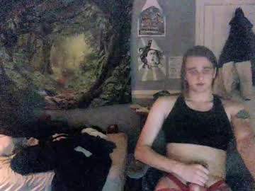 Winter123137 Chaturbate stream image from December 18, 2024