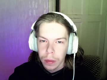 Fluffy_Boney Chaturbate stream image from December 18, 2024