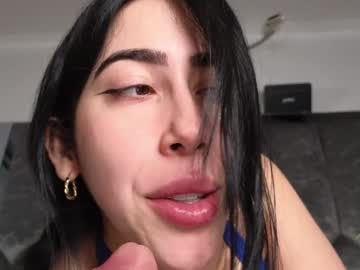 _Gummies15 Chaturbate stream image from December 18, 2024