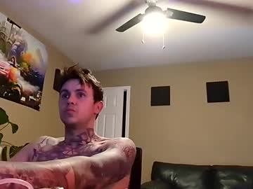 Skateboardskate Chaturbate stream image from December 18, 2024