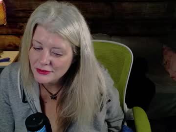 Alicescuriosity Chaturbate stream image from December 18, 2024