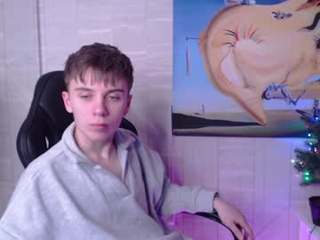 Dylanxxx_ Chaturbate stream image from December 18, 2024