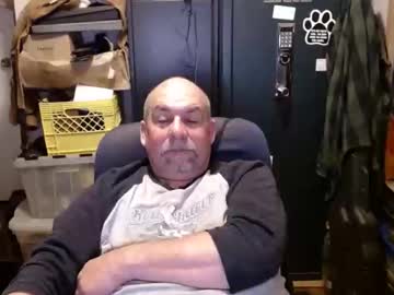 Jellyzz Chaturbate stream image from December 18, 2024