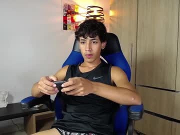 Ostin_18hot Chaturbate stream image from December 18, 2024