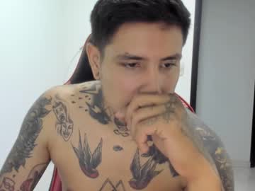 Rooswell_47 Chaturbate stream image from December 18, 2024